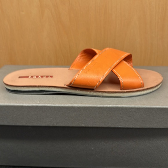 PRADA ORANGE LEATHER SLIDE SANDALS - SIZE 7.5 - Picture 7 of 7